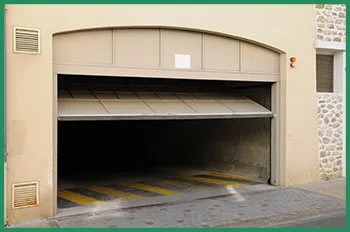 Quality Garage Door Service Longmont, CO 303-305-0163 - hom-cont-gr-22m