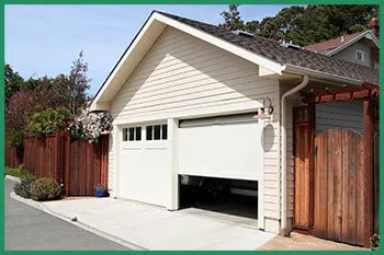 Quality Garage Door Service Longmont, CO 303-305-0163 - resi-cont-gr-22m